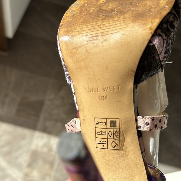 Nine West floral slingback size 8 open toe heel with front straps - Picture 10 of 15
